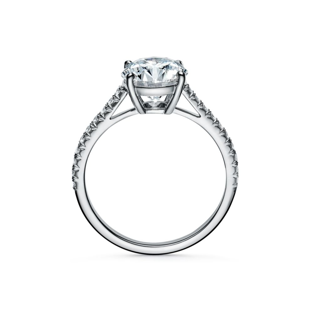 Vara Brilliant Round Engagement Ring